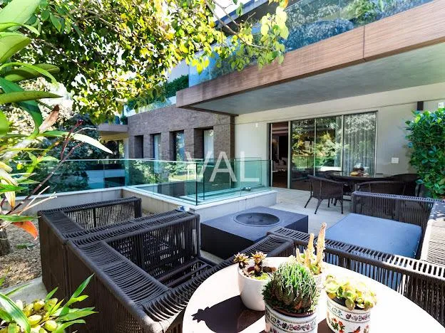 Casa de condomínio com 3 suítes à venda em Alto de Pinheiros, São Paulo, por R$ 13.000.000