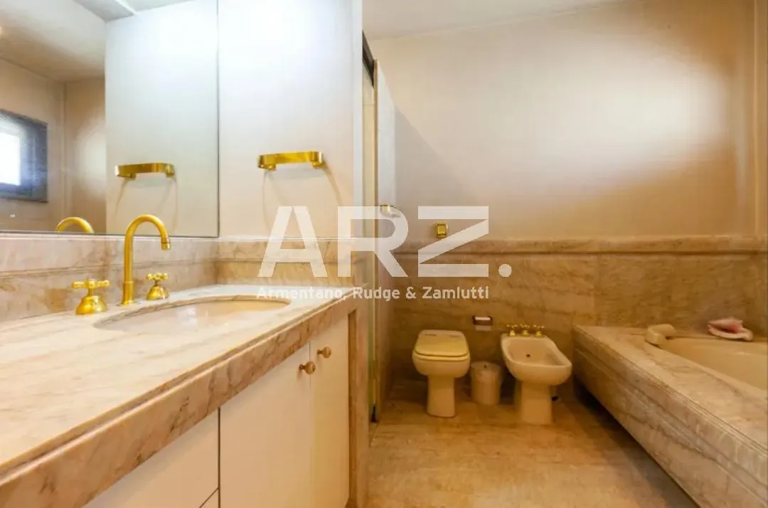 Casa com 4 suítes à venda em Jardim Paulista, São Paulo, por R$ 5.100.000 Imagem 12