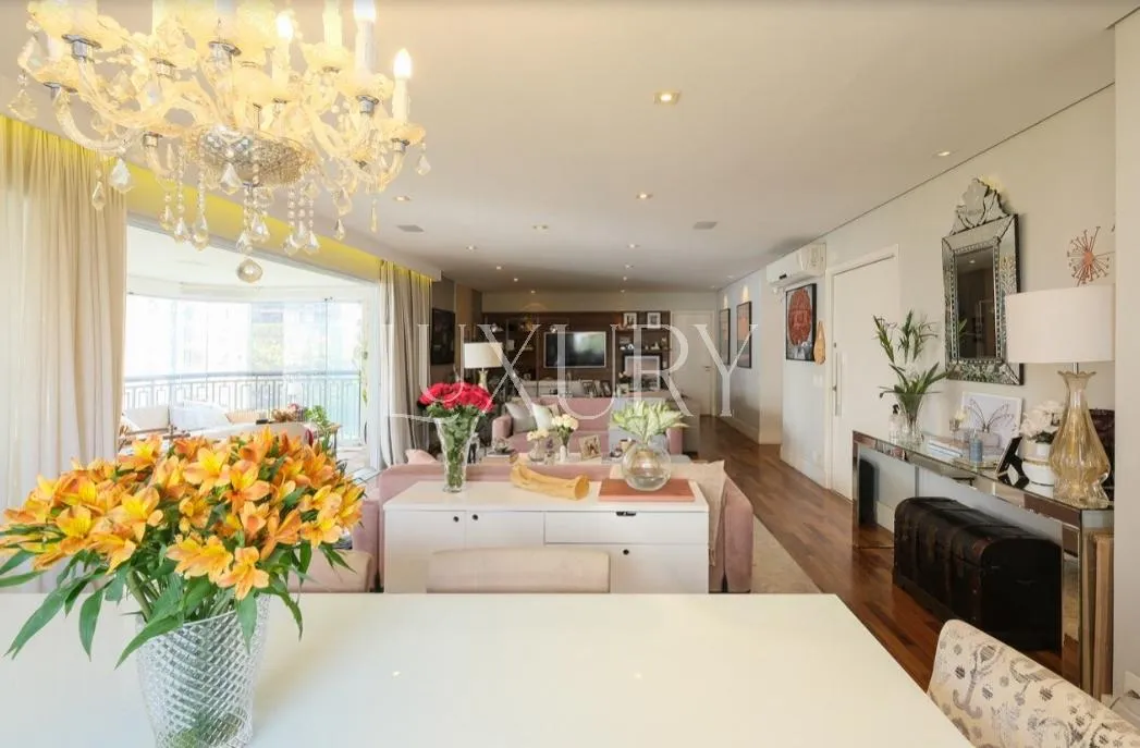 Apartamento com 3 suítes à venda em Vila Nova Conceição, São Paulo, por R$ 7.500.000 Imagem 5