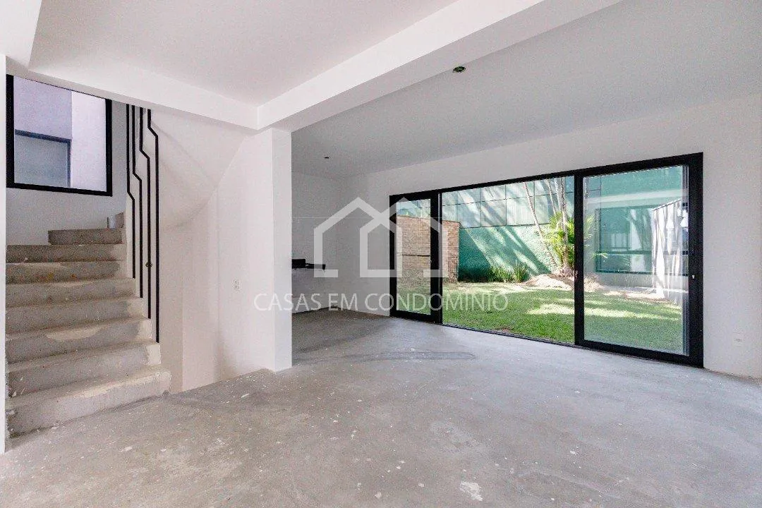 Casa de condomínio com 2 suítes à venda em Jardim Guedala, São Paulo, por R$ 3.550.000 Imagem 2