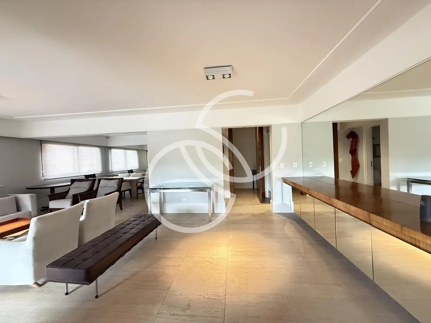 Apartamento com 3 suítes à venda em Real Parque, São Paulo, por R$ 3.100.000 Imagem 4