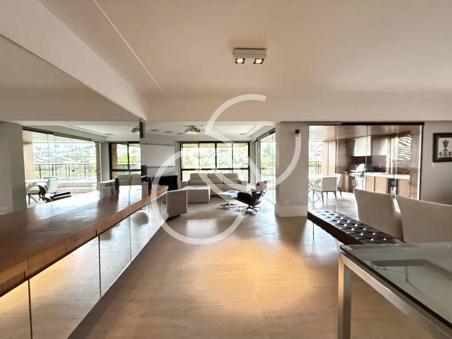 Apartamento com 3 suítes à venda em Real Parque, São Paulo, por R$ 3.100.000 Imagem 2