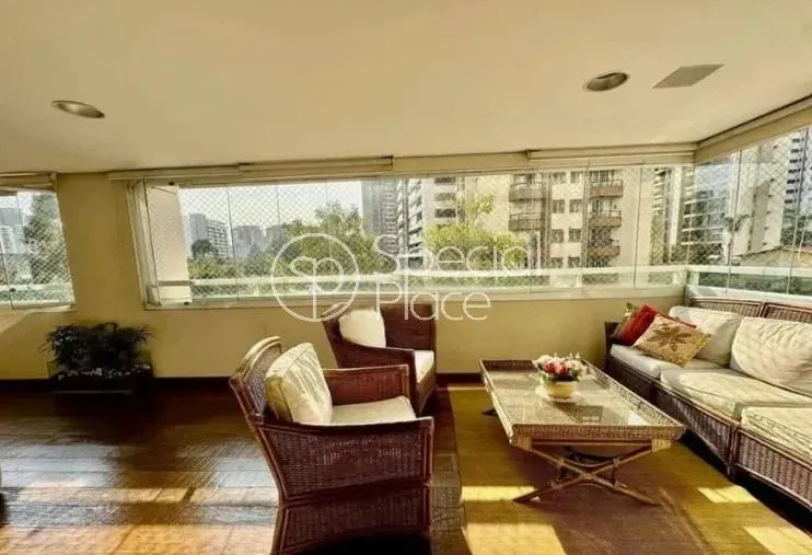 Apartamento com 3 suítes à venda em Campo Belo, São Paulo, por R$ 2.875.000 Imagem 2