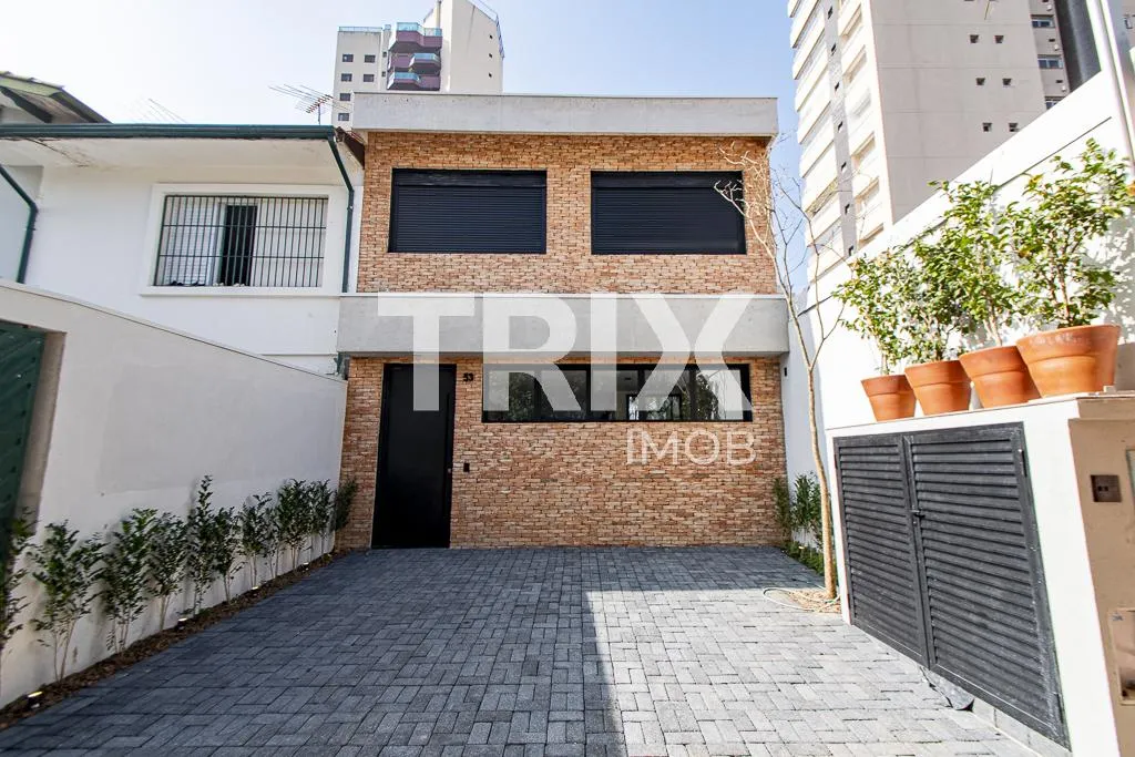 Casa de vila com 1 suítes à venda em Vila Olímpia, São Paulo, por R$ 3.600.000