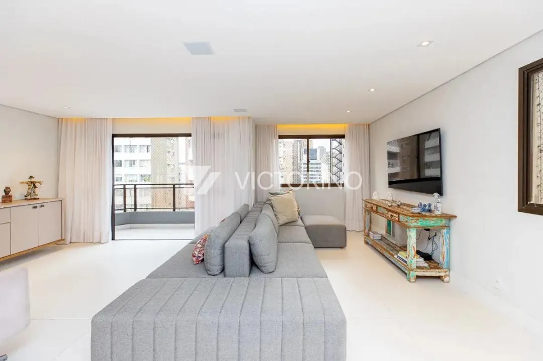 Apartamento com 3 suítes à venda em Itaim Bibi, São Paulo, por R$ 3.890.000