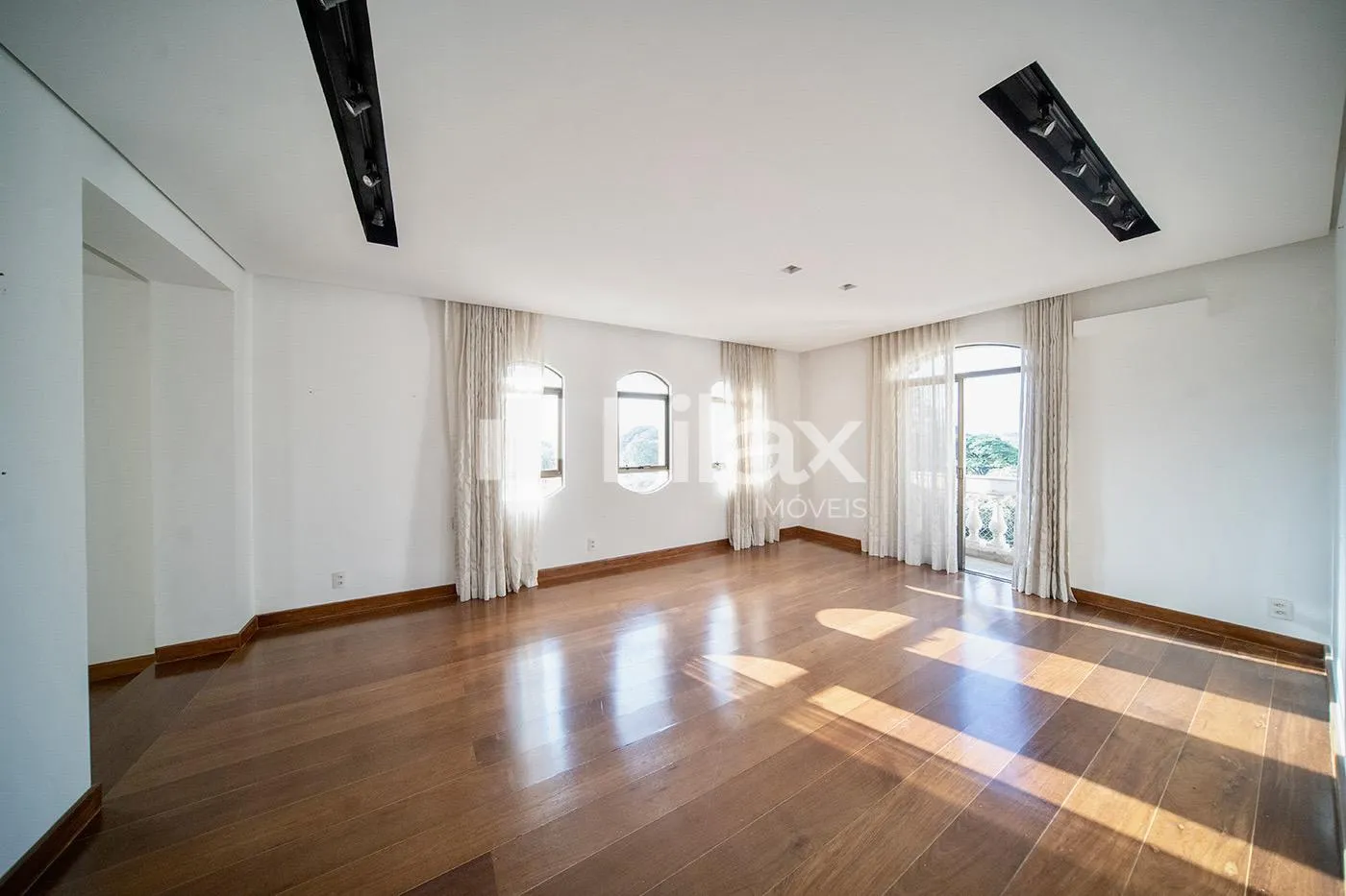 Apartamento com 3 suítes à venda em Jardim Paulista, São Paulo, por R$ 6.000.000 Imagem 3