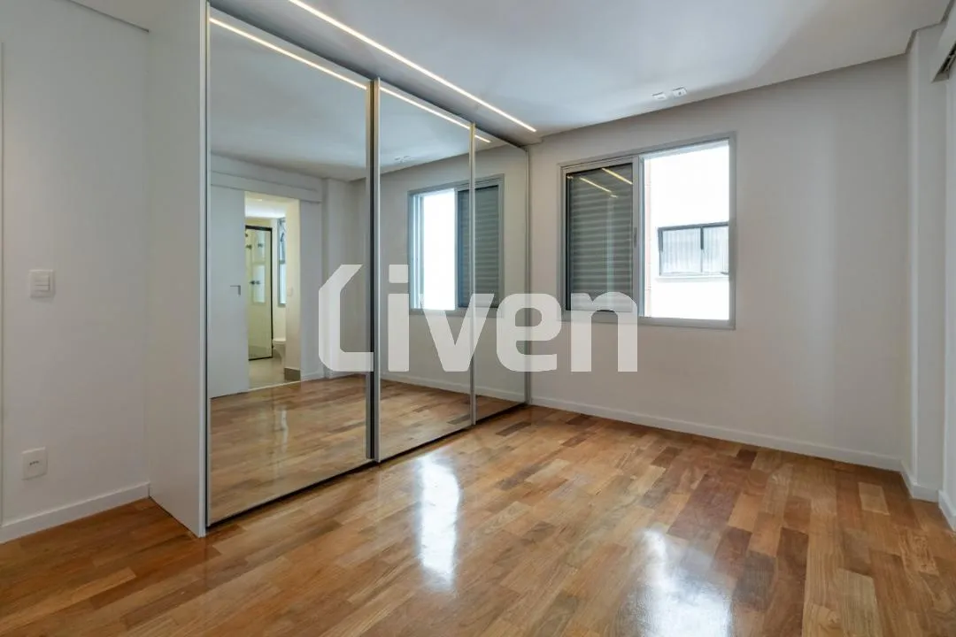 Apartamento com 1 suítes à venda em Jardim América, São Paulo, por R$ 2.390.000 Imagem 9