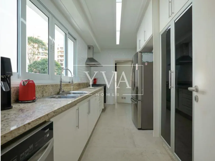 Apartamento com 3 suítes à venda em Real Parque, São Paulo, por R$ 3.000.000 Imagem 15