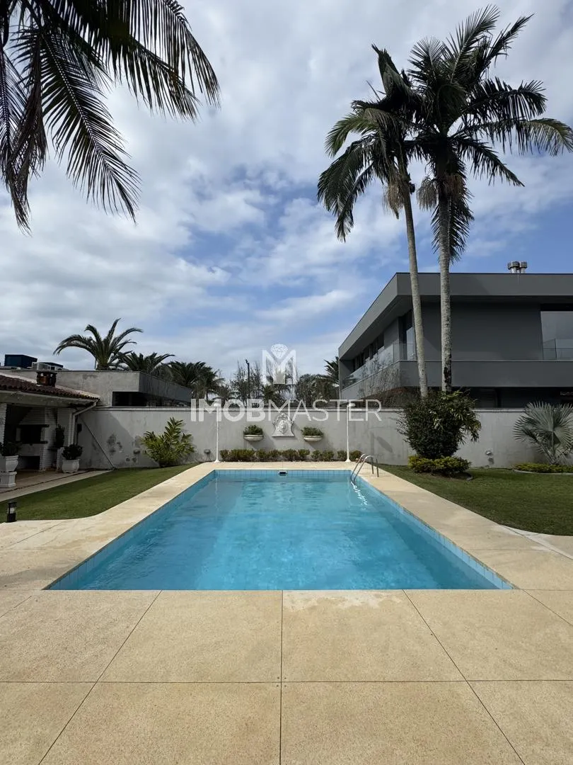 Casa de condomínio com 7 suítes à venda em Jardim Acapulco, Guarujá, por R$ 2.200.000