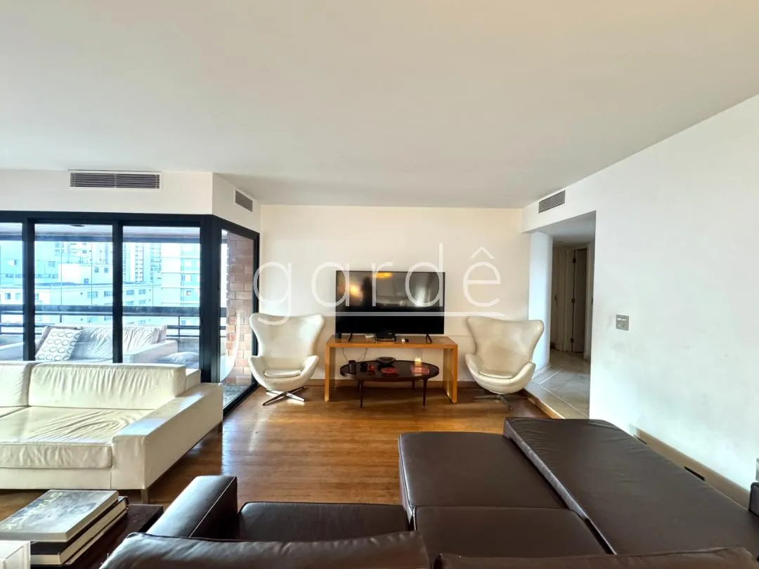 Apartamento com 2 suítes à venda em Moema, São Paulo, por R$ 3.200.000 Imagem 8