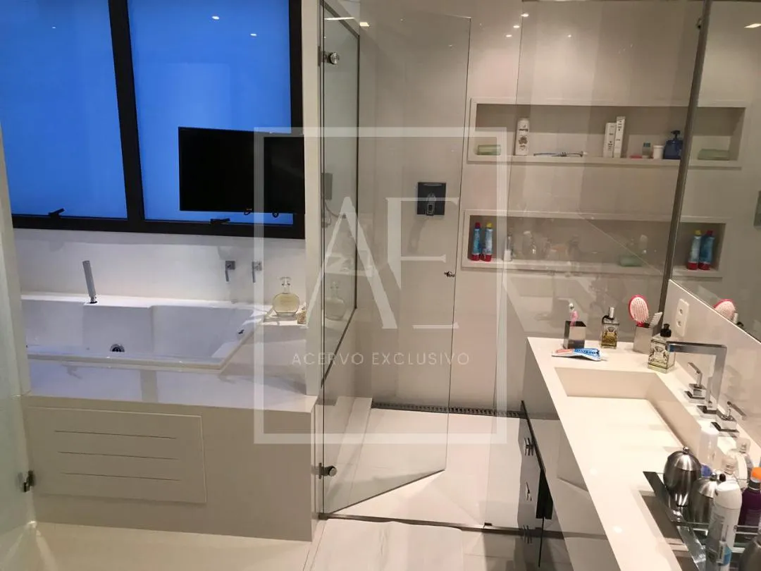 Casa de condomínio com 4 suítes à venda em Cidade Jardim, São Paulo, por R$ 10.480.000 Imagem 7