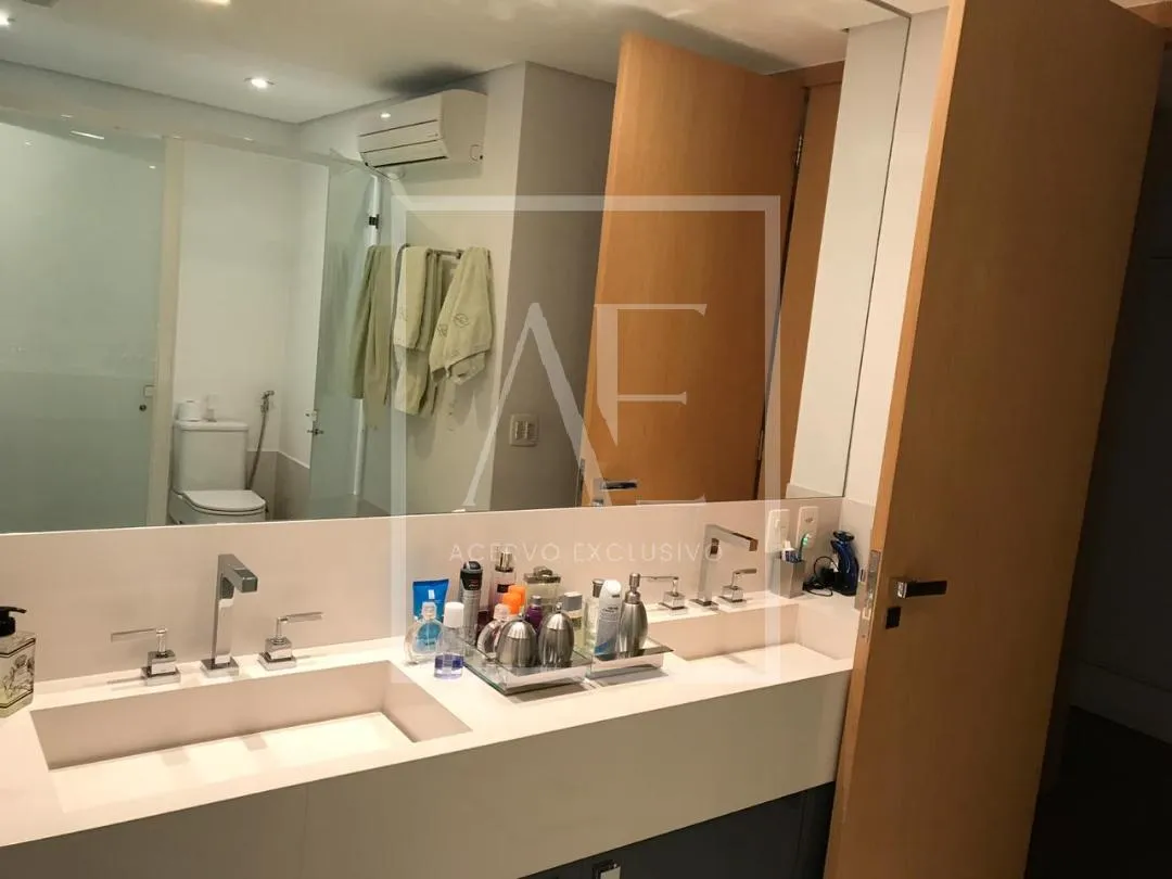 Casa de condomínio com 4 suítes à venda em Cidade Jardim, São Paulo, por R$ 10.480.000 Imagem 8