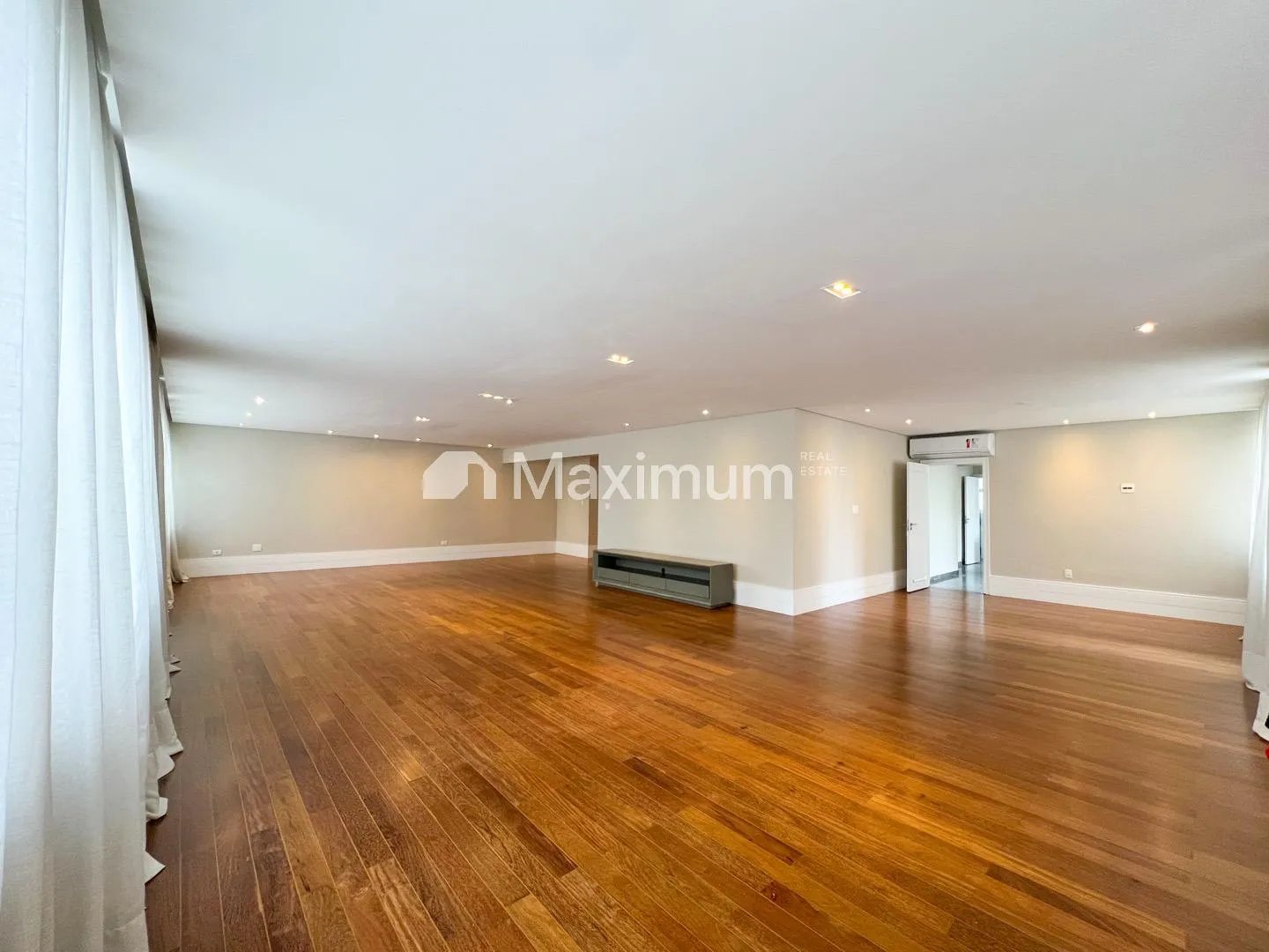 Apartamento com 2 suítes à venda em Jardim América, São Paulo, por R$ 6.890.000 Imagem 3