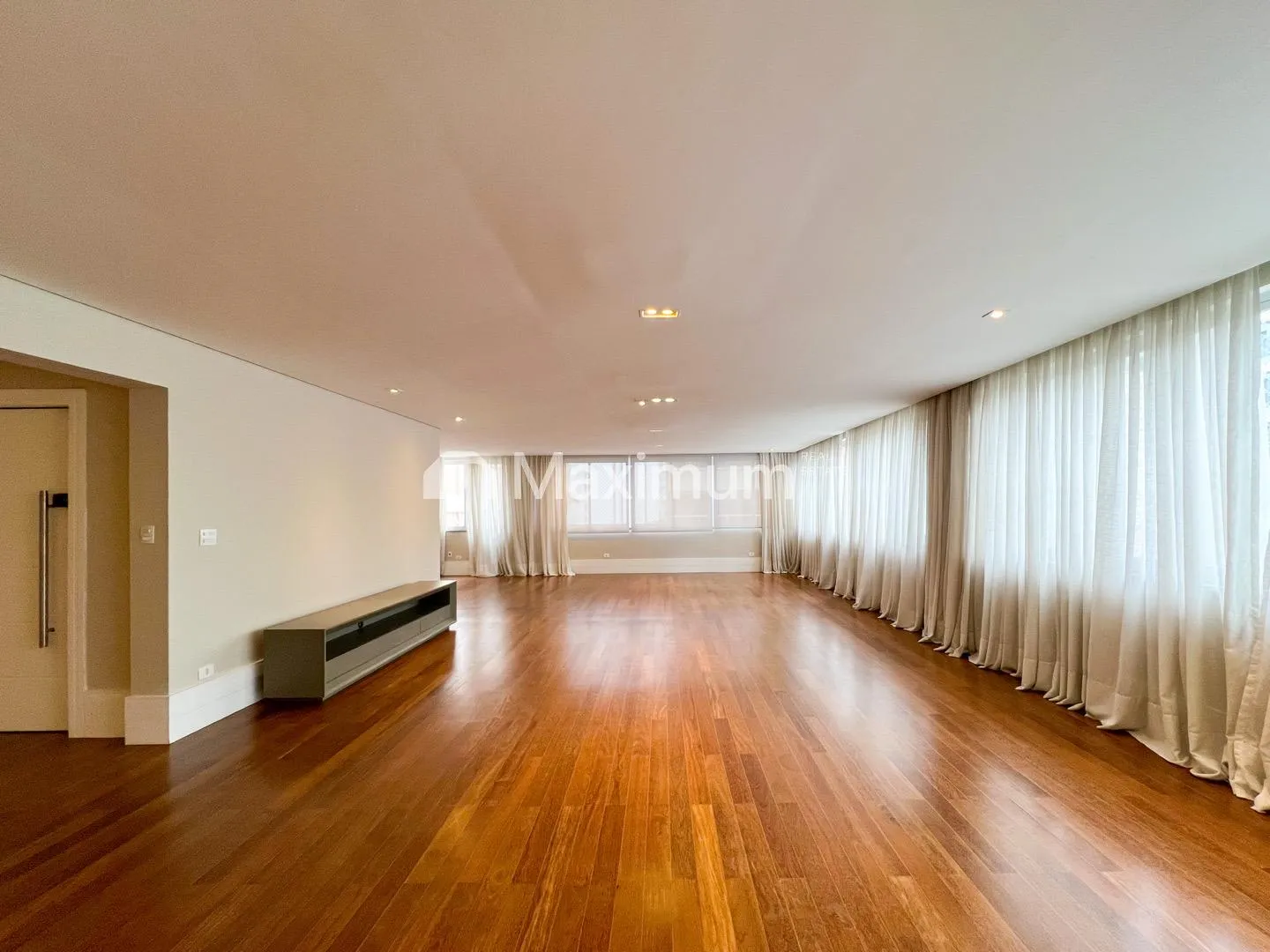 Apartamento com 2 suítes à venda em Jardim América, São Paulo, por R$ 6.890.000 Imagem 2