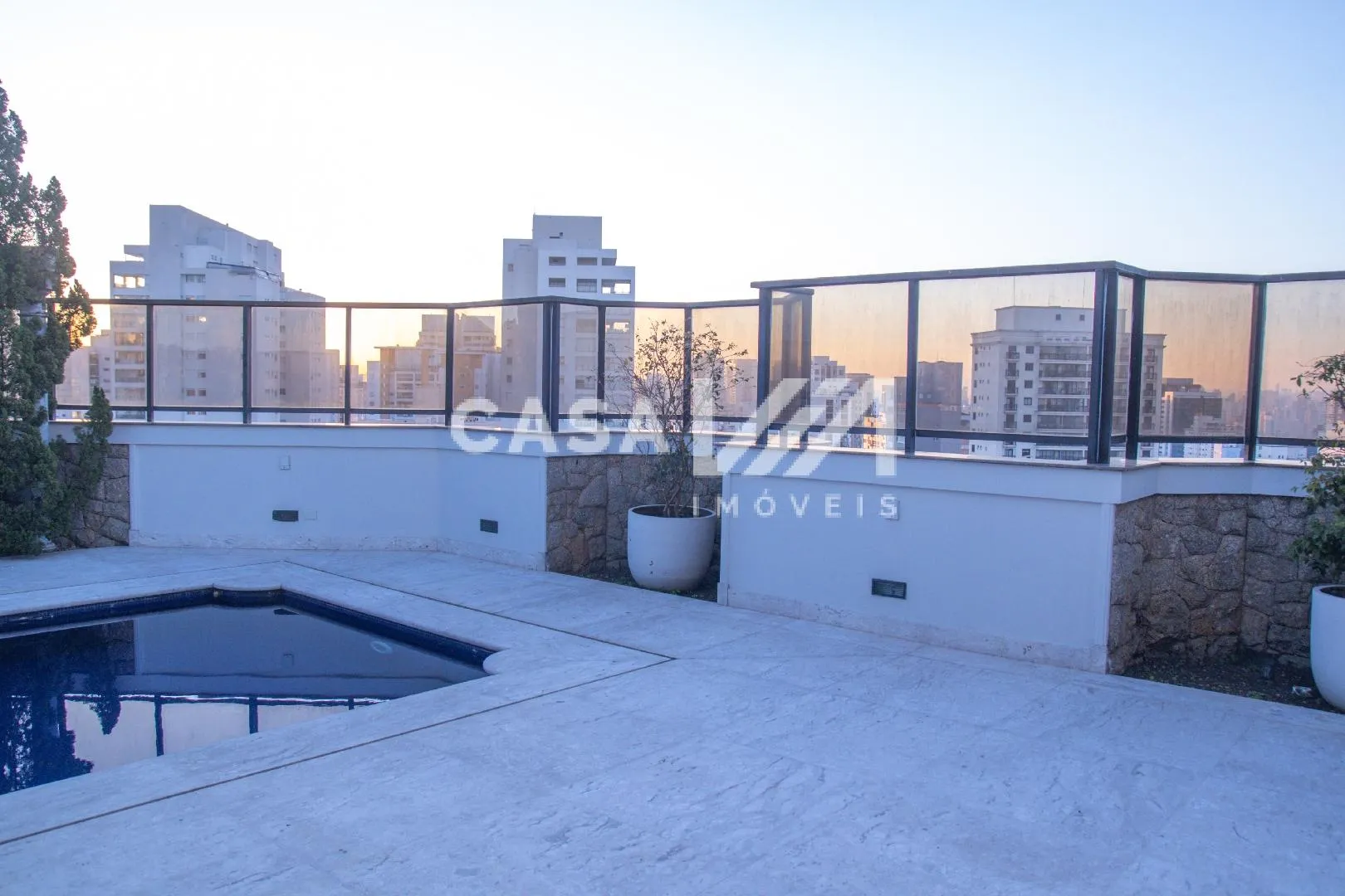 Duplex com 4 suítes à venda em Campo Belo, São Paulo, por R$ 10.700.000 Imagem 3