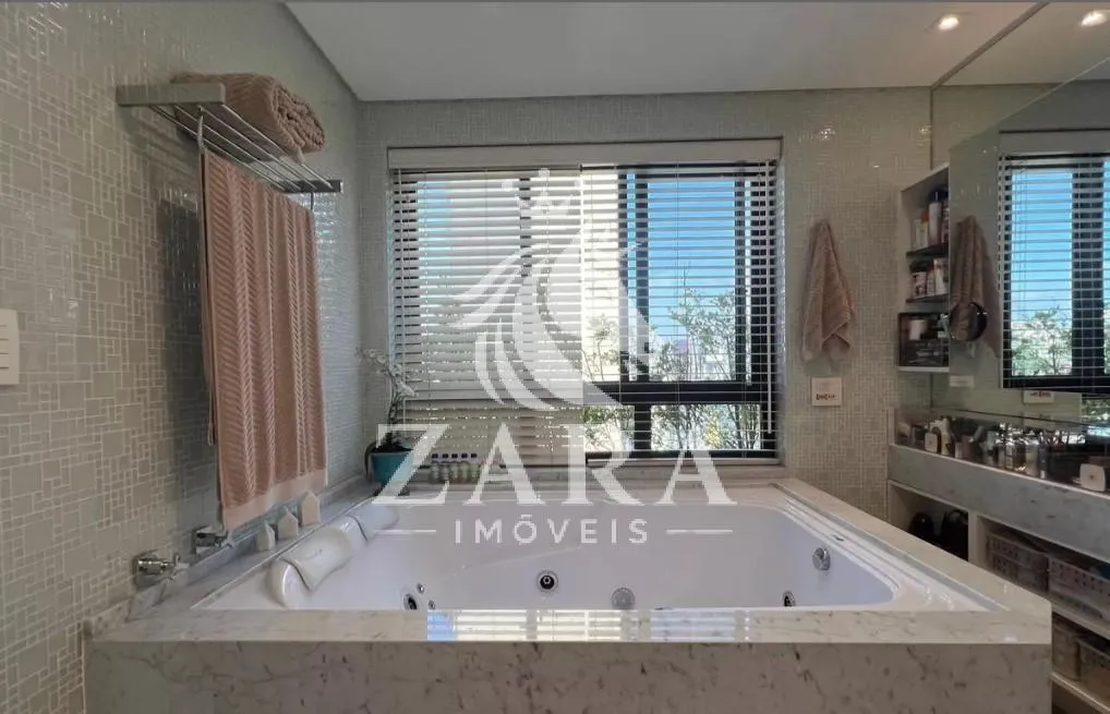 Apartamento com 3 suítes à venda em Vila Madalena, São Paulo, por R$ 5.300.000 Imagem 32
