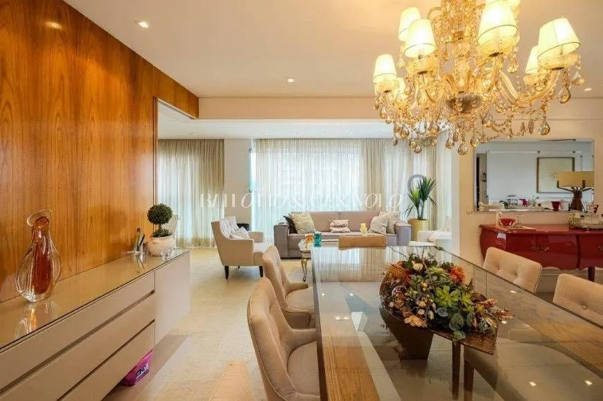 Apartamento com 3 suítes à venda em Vila Olímpia, São Paulo, por R$ 6.300.000