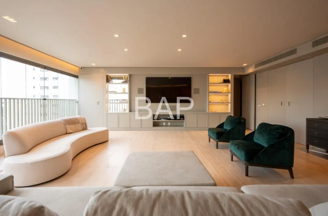 Apartamento com 3 suítes à venda em Moema, São Paulo, por R$ 9.600.000