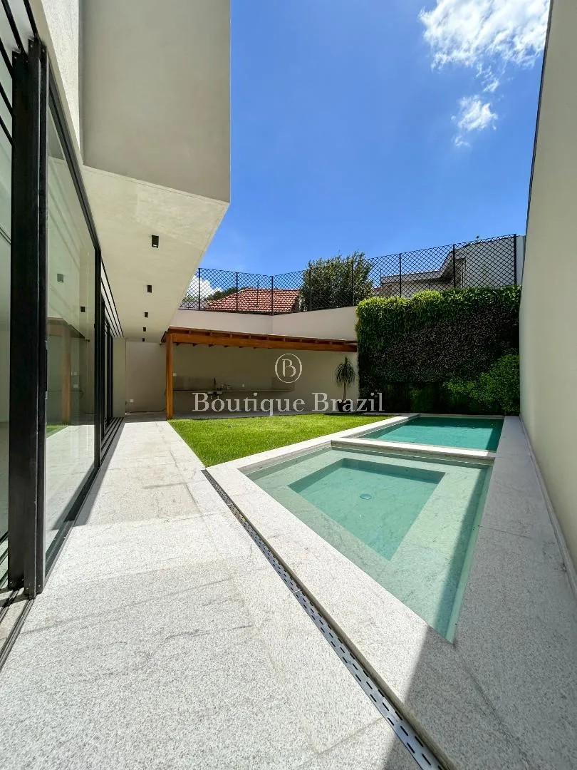 Casa com 4 suítes à venda em Jardim Europa, São Paulo, por R$ 25.000.000 Imagem 13