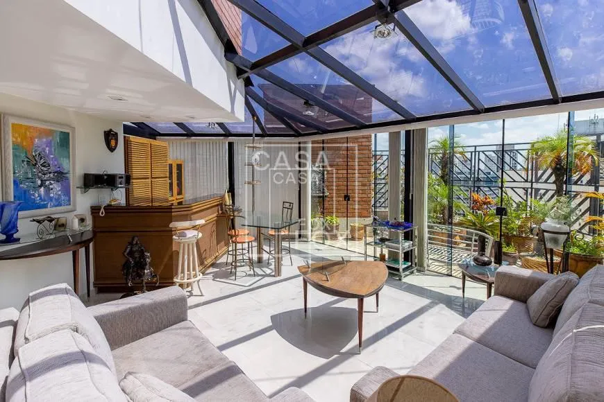 Cobertura com 3 suítes à venda em Moema, São Paulo, por R$ 3.950.000