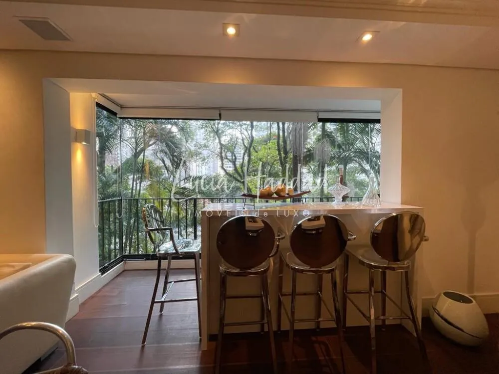 Apartamento com 3 suítes à venda em Campo Belo, São Paulo, por R$ 2.750.000 Imagem 2