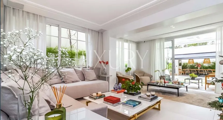 Casa com 4 suítes à venda em Jardim Paulista, São Paulo, por R$ 15.000.000 Imagem 3