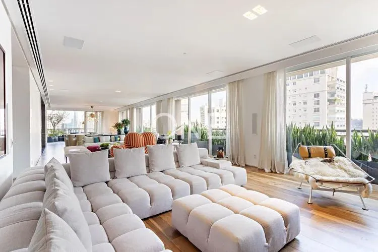 Cobertura com 5 suítes à venda em Itaim Bibi, São Paulo, por R$ 36.000.000 Imagem 3