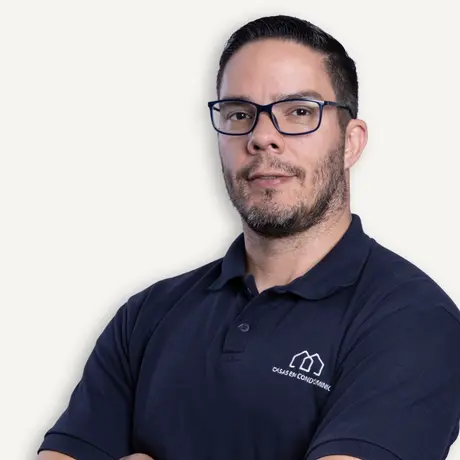 Oliver Lopes Casas em Condomínio