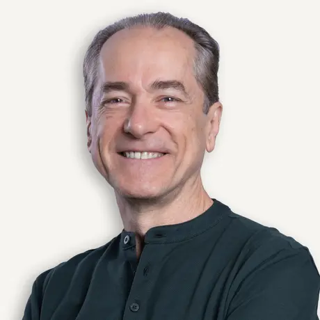 Eduardo Marcon Casa Fox