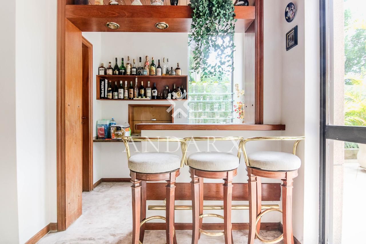 Casa com 3 suítes à venda em Pacaembu, São Paulo, por R$ 3.500.000 Imagem 4