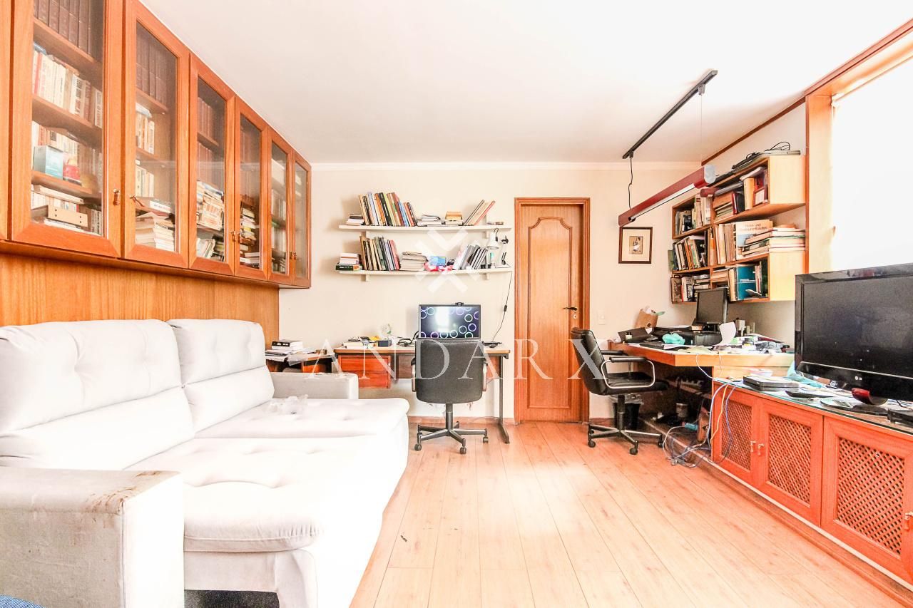 Casa com 3 suítes à venda em Pacaembu, São Paulo, por R$ 3.500.000 Imagem 8