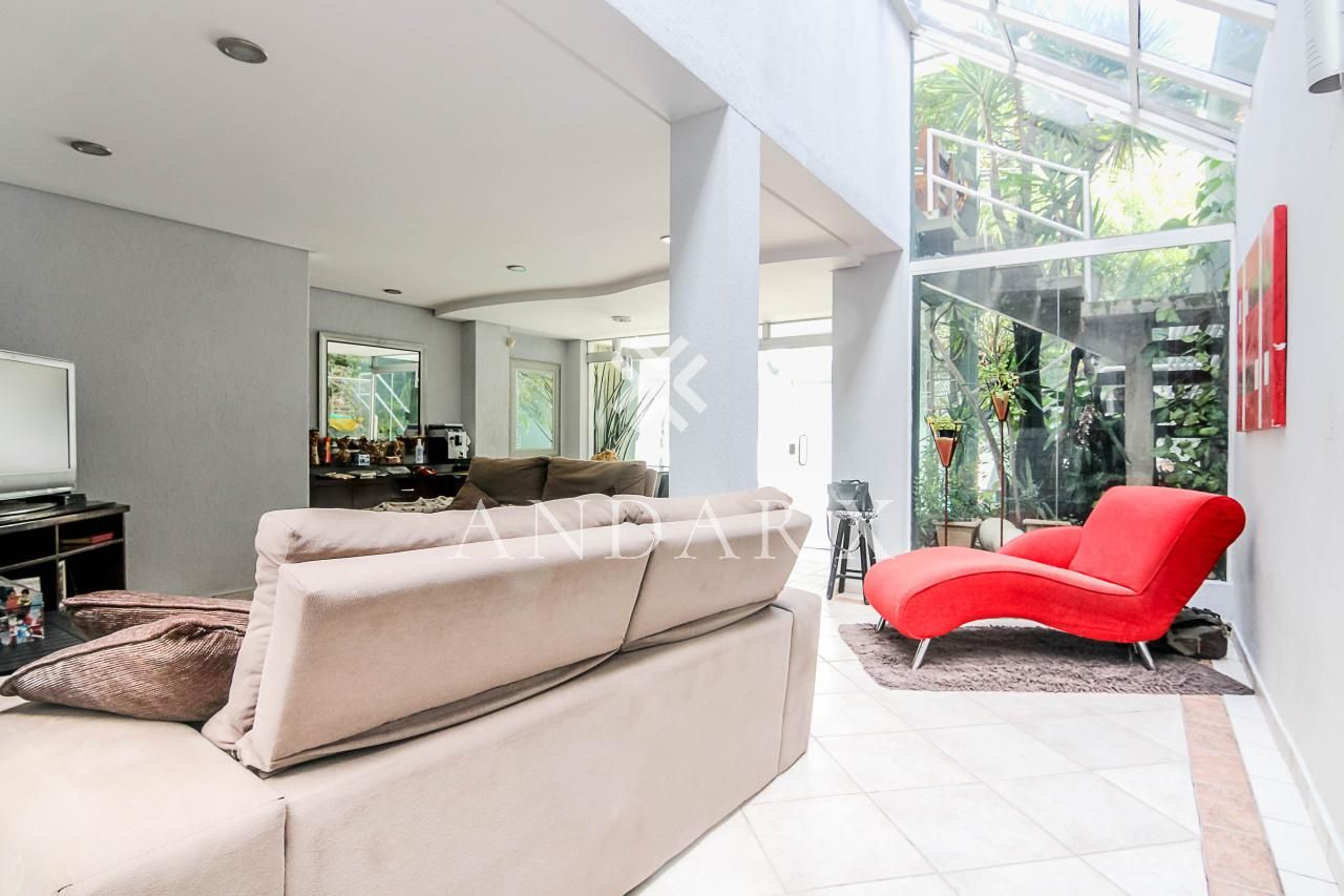 Casa com 1 suítes à venda em Vila Madalena, São Paulo, por R$ 3.000.000 Imagem 4
