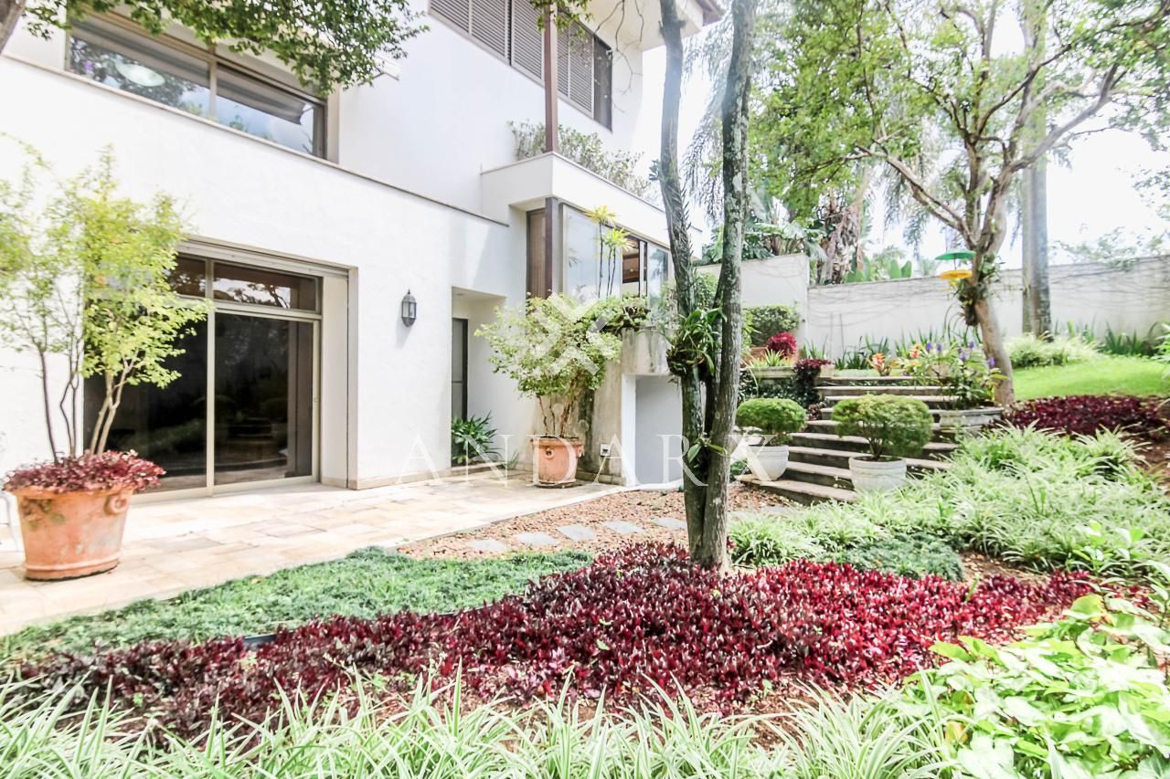 Casa com 5 suítes à venda em Pacaembu, São Paulo, por R$ 5.500.000 Imagem 6