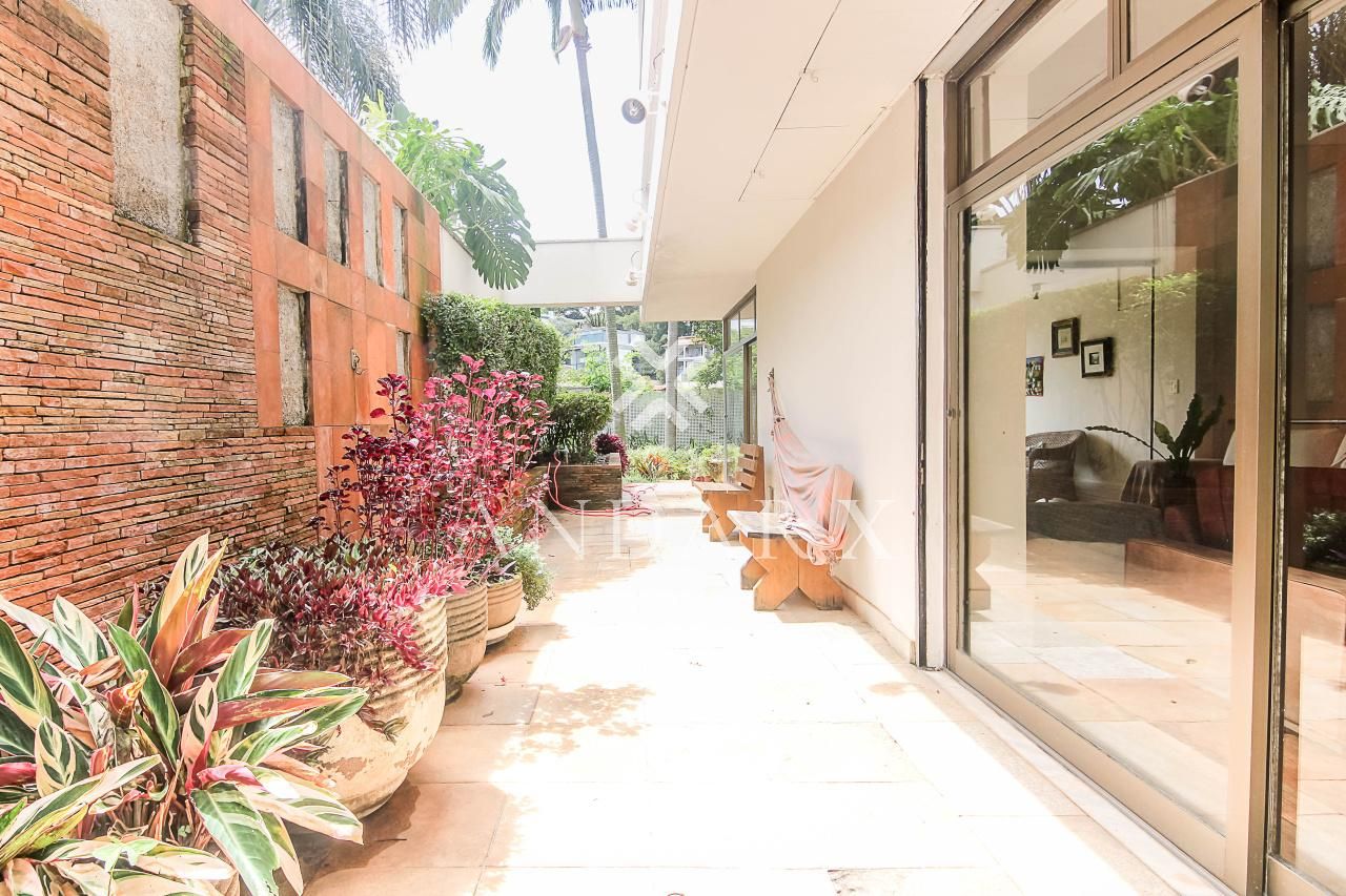 Casa com 5 suítes à venda em Pacaembu, São Paulo, por R$ 5.500.000 Imagem 7