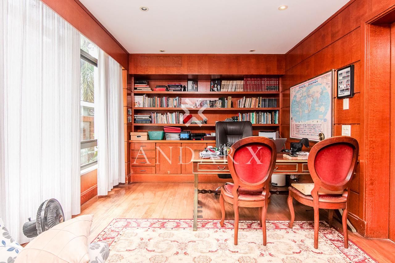 Casa com 5 suítes à venda em Pacaembu, São Paulo, por R$ 5.500.000 Imagem 8