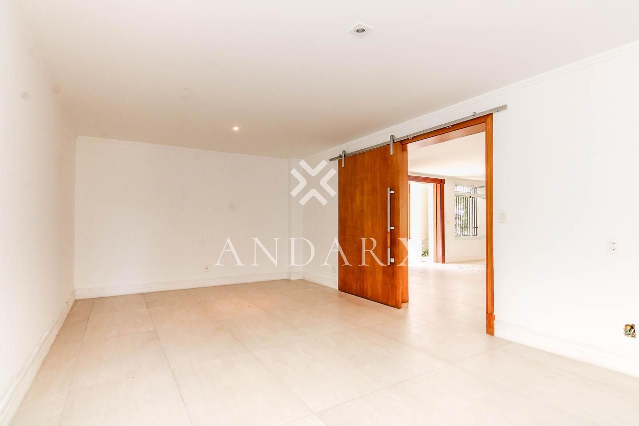 Casa com 7 suítes à venda em Pacaembu, São Paulo, por R$ 6.000.000 Imagem 6