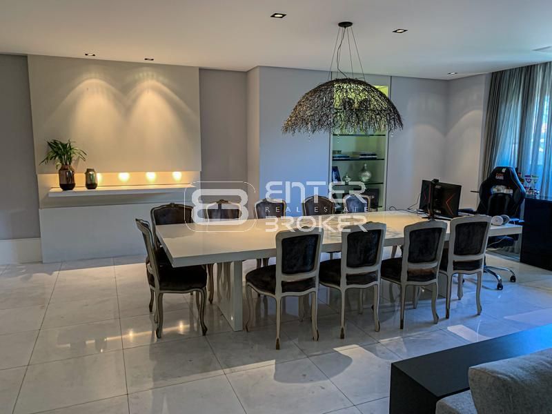 Apartamento com 3 suítes à venda em Pacaembu, São Paulo, por R$ 5.900.000 Imagem 4