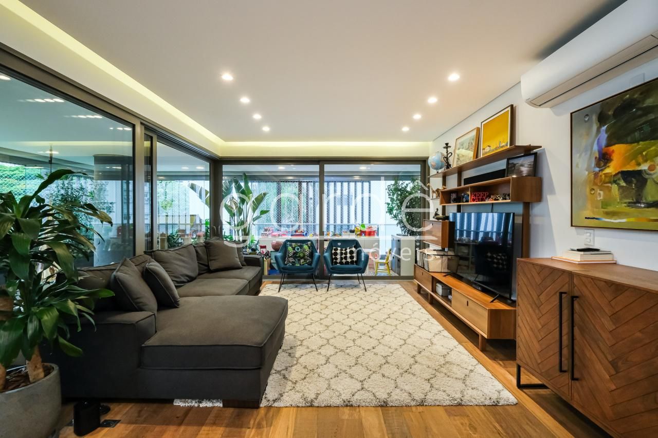 Apartamento com 3 suítes à venda em Vila Nova Conceição, São Paulo, por R$ 8.500.000 Imagem 4