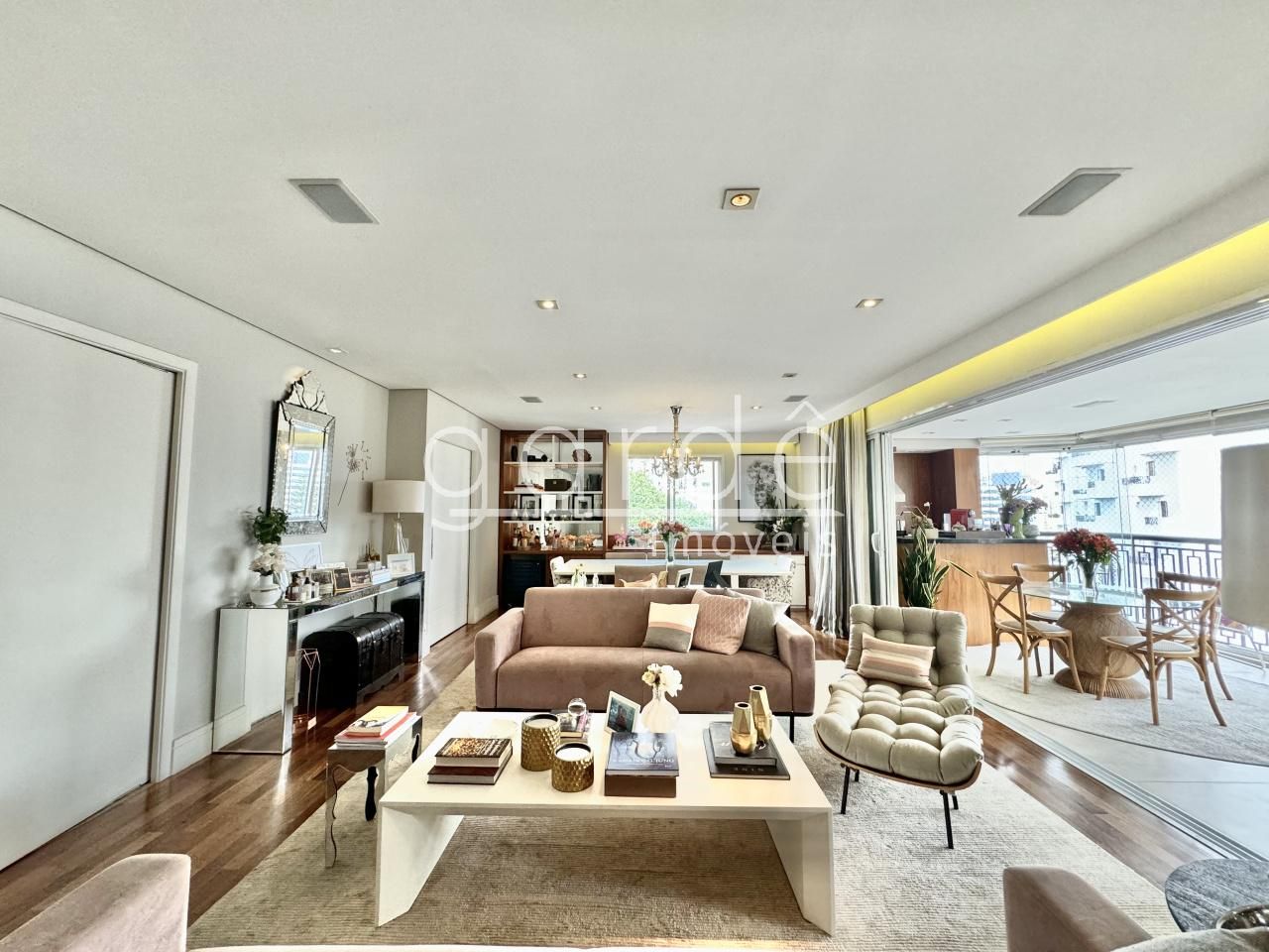 Apartamento com 3 suítes à venda em Vila Nova Conceição, São Paulo, por R$ 7.500.000 Imagem 7