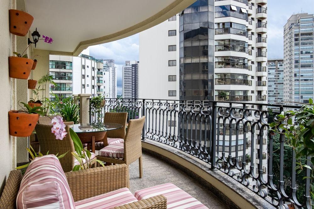 Apartamento com 4 suítes à venda em Campo Belo, São Paulo, por R$ 5.300.000 Imagem 6
