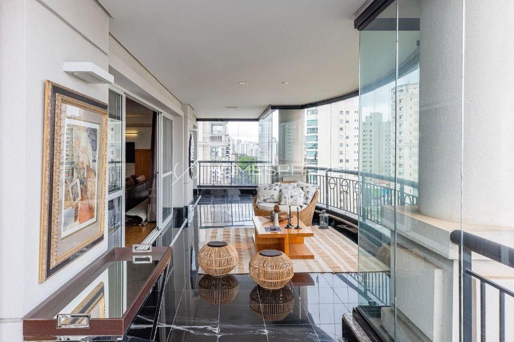 Apartamento com 4 suítes à venda em Moema, São Paulo, por R$ 7.590.000 Imagem 5