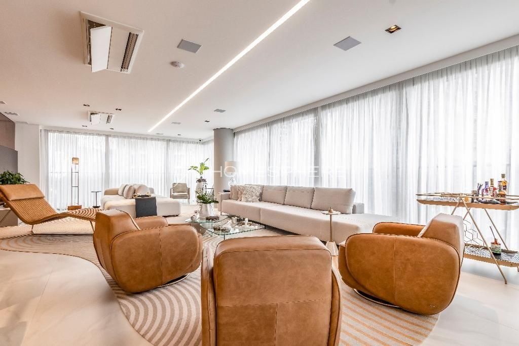 Apartamento com 3 suítes à venda em Itaim Bibi, São Paulo, por R$ 12.990.000 Imagem 6