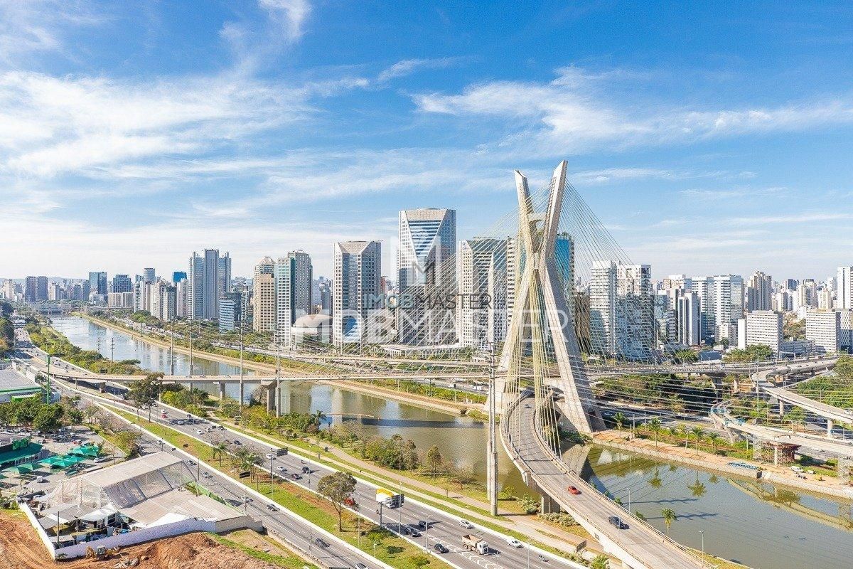 Apartamento com 3 suítes à venda em Real Parque, São Paulo, por R$ 5.624.000 Imagem 5