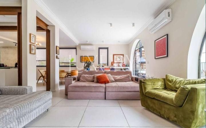 Casa com 3 suítes à venda em Vila Madalena, São Paulo, por R$ 4.500.000 Imagem 4