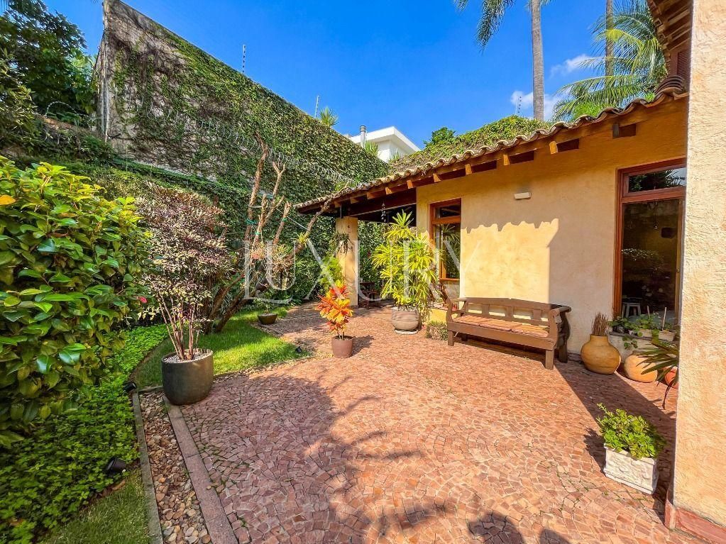 Casa com 4 suítes à venda em Alto de Pinheiros, São Paulo, por R$ 6.480.000 Imagem 5
