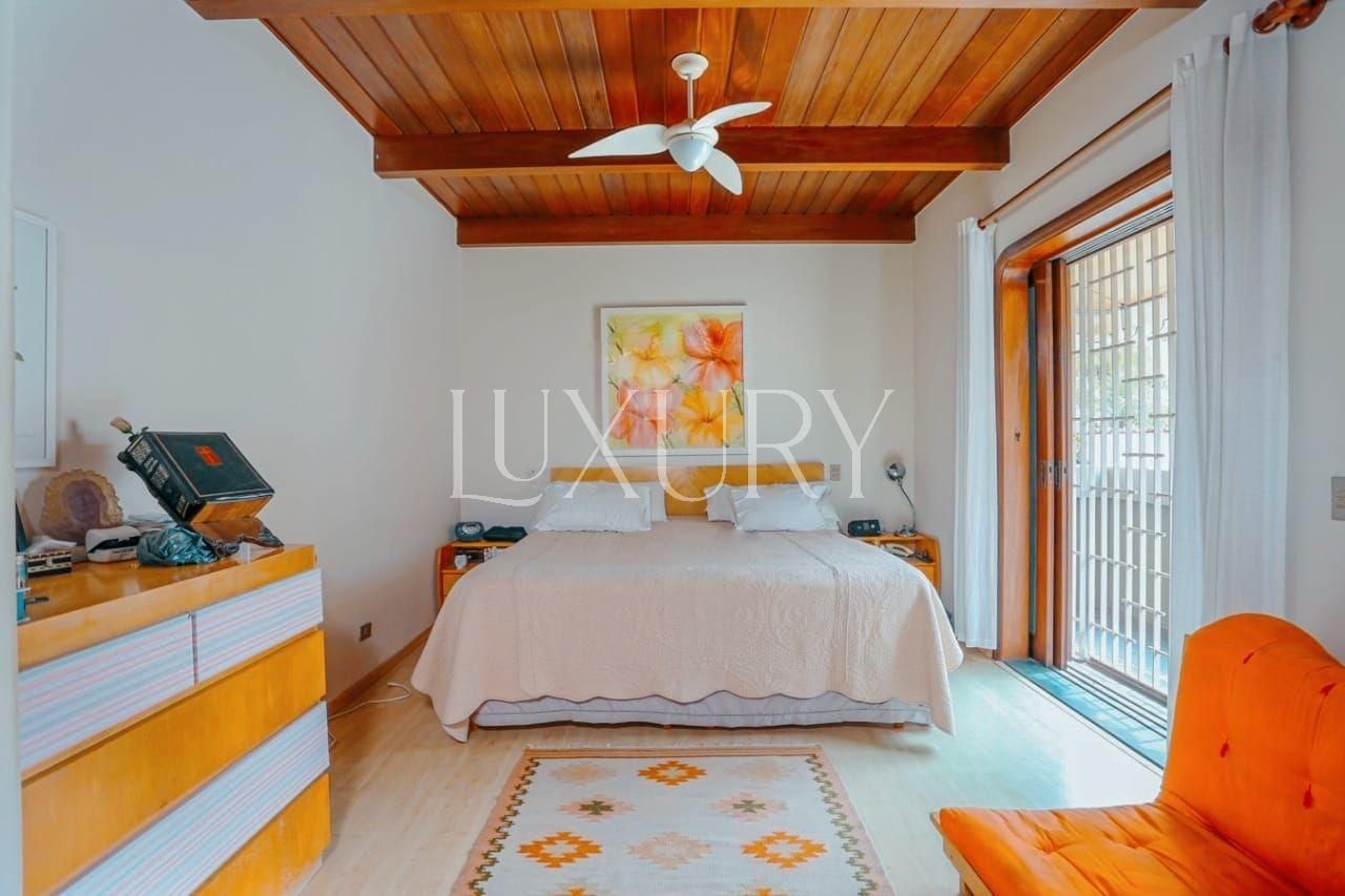 Casa com 4 suítes à venda em Alto de Pinheiros, São Paulo, por R$ 4.849.000 Imagem 8