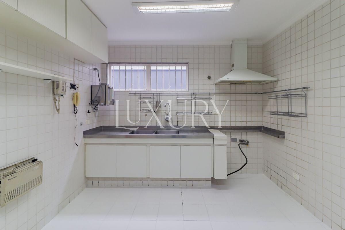Casa com 4 suítes à venda em Vila Nova Conceição, São Paulo, por R$ 3.200.000 Imagem 8