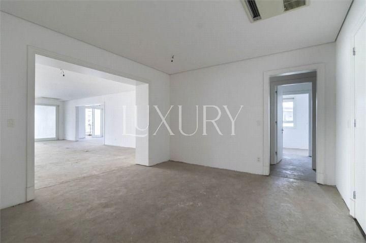 Apartamento com 5 suítes à venda em Jardim Europa, São Paulo, por R$ 54.000.000 Imagem 8