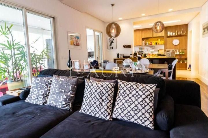 Apartamento com 3 suítes à venda em Itaim Bibi, São Paulo, por R$ 4.600.000 Imagem 6