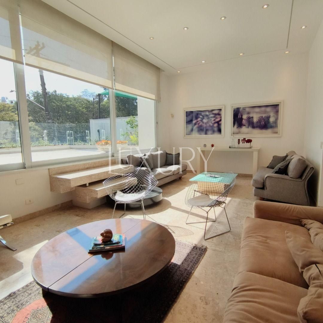 Casa com 3 suítes à venda em Alto de Pinheiros, São Paulo, por R$ 5.200.000 Imagem 4